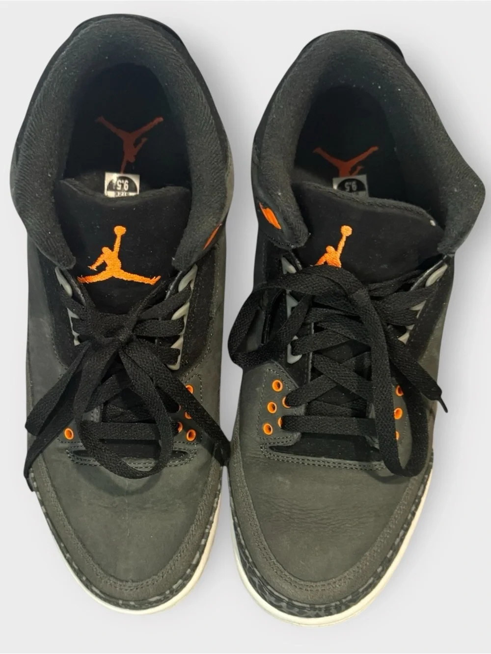 Air Jordan 3 Retro Fear Pack (2023) Gray Orange Men’s 9.5 Excellent Condition